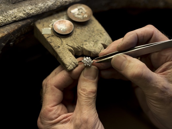 Bespoke White Gold Star Cluster Diamond Ring UK Workshop